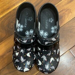 Sanita Clogs with Chicken Pattern